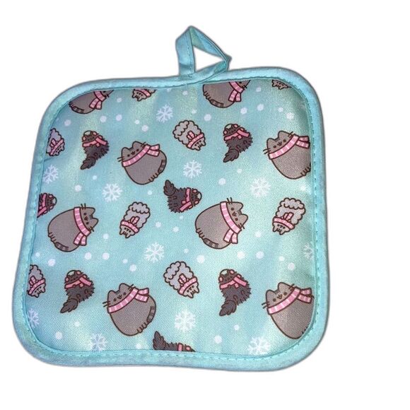 PUSHEEN CATS Quilted Pot Holder Hot Pad with Hook Teal Pastel 8 x 8 inches - Picture 1 of 9